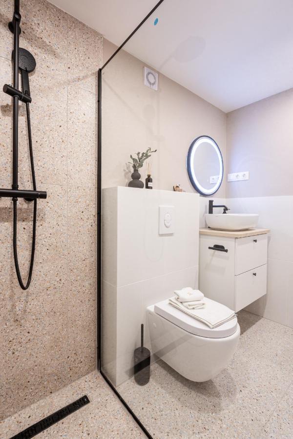 Kl35- Boutique Apartments, Best Location. By Bqa Budapest Exterior photo